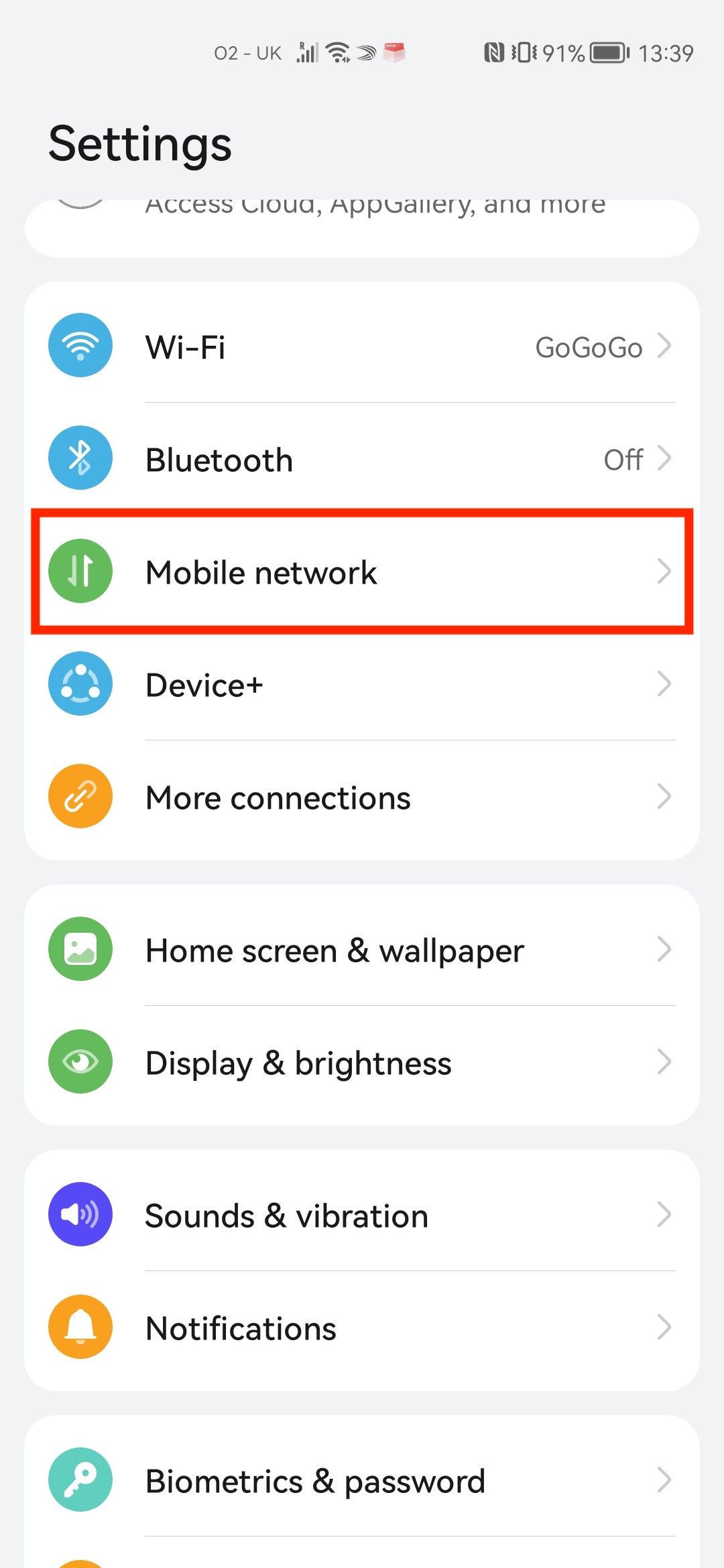 Turning Data Roaming on / off on Huawei Devices Icelandair